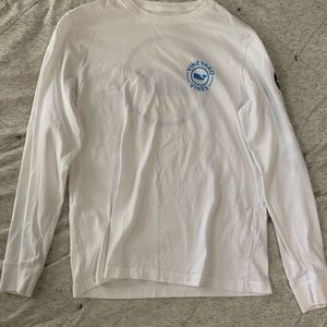 Pink, blue and white Vineyard Vines shirt.